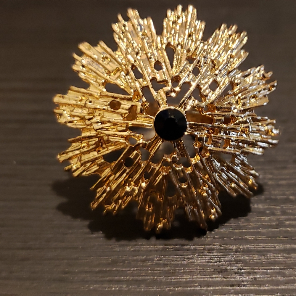 Gold ring